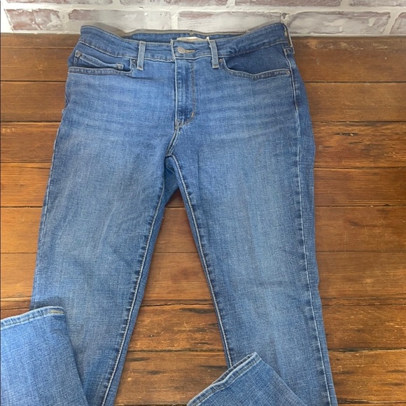Levi's Blue Skinny Jeans Classic Style 711 size 30 - Picture 1 of 6